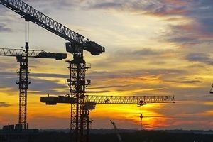 Besichtigung der städtischen Baustelle